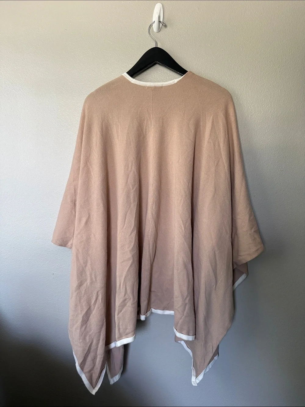 Ann Taylor Women’s Wrap Cardigan Shawl Cream Tan One Size